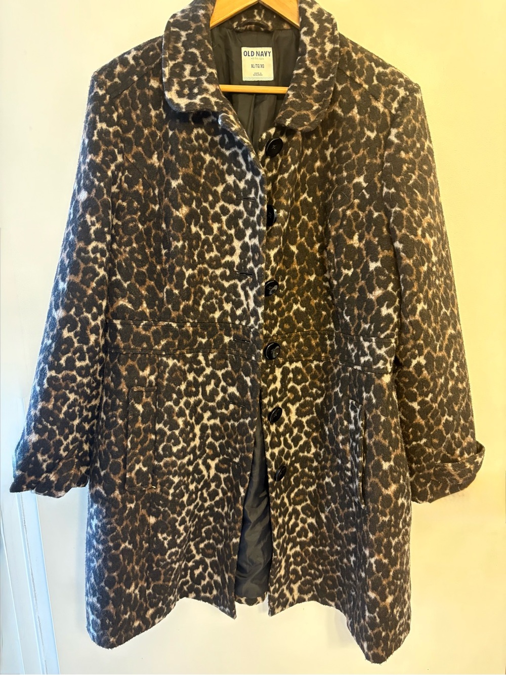 Old Navy Women's Leopard Print Coat in Brown XL